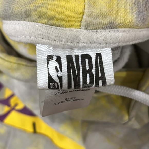 Los Angeles Lakers custom made sweater - Picture 3 of 3